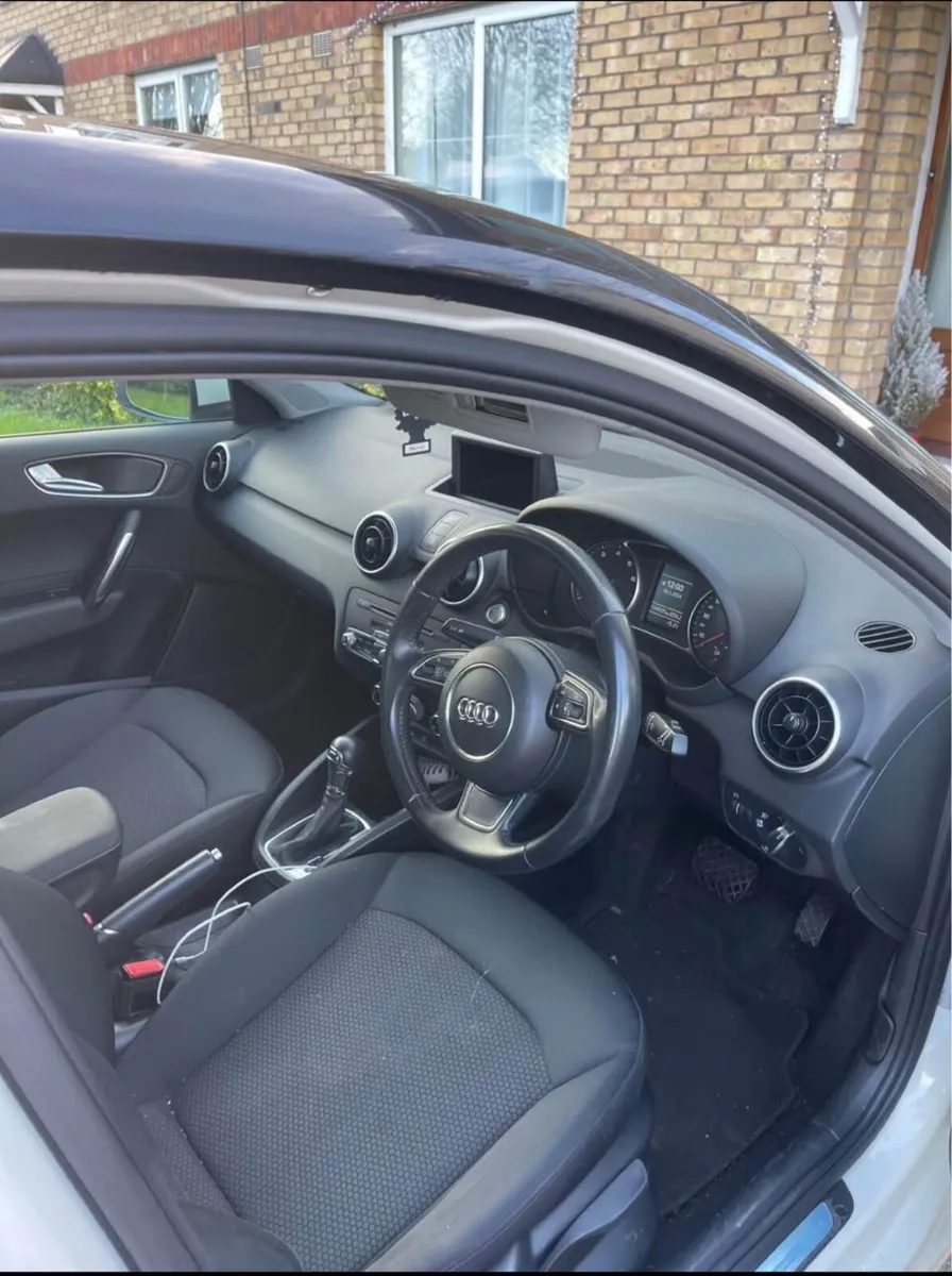 Audi A1 2014 - Image 2