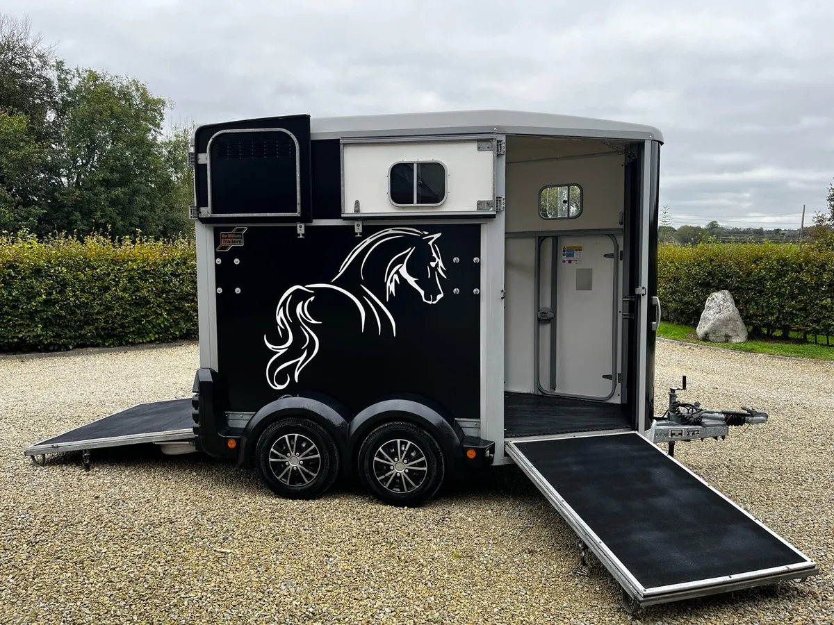 Ifor Williams HB 506 Deluxe - Image 1