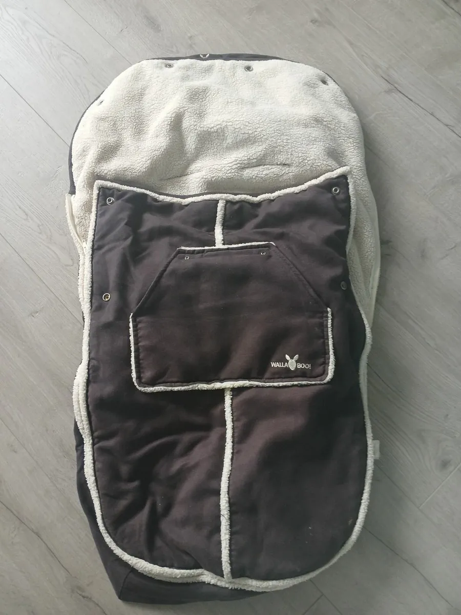 Wallaboo stroller footmuff