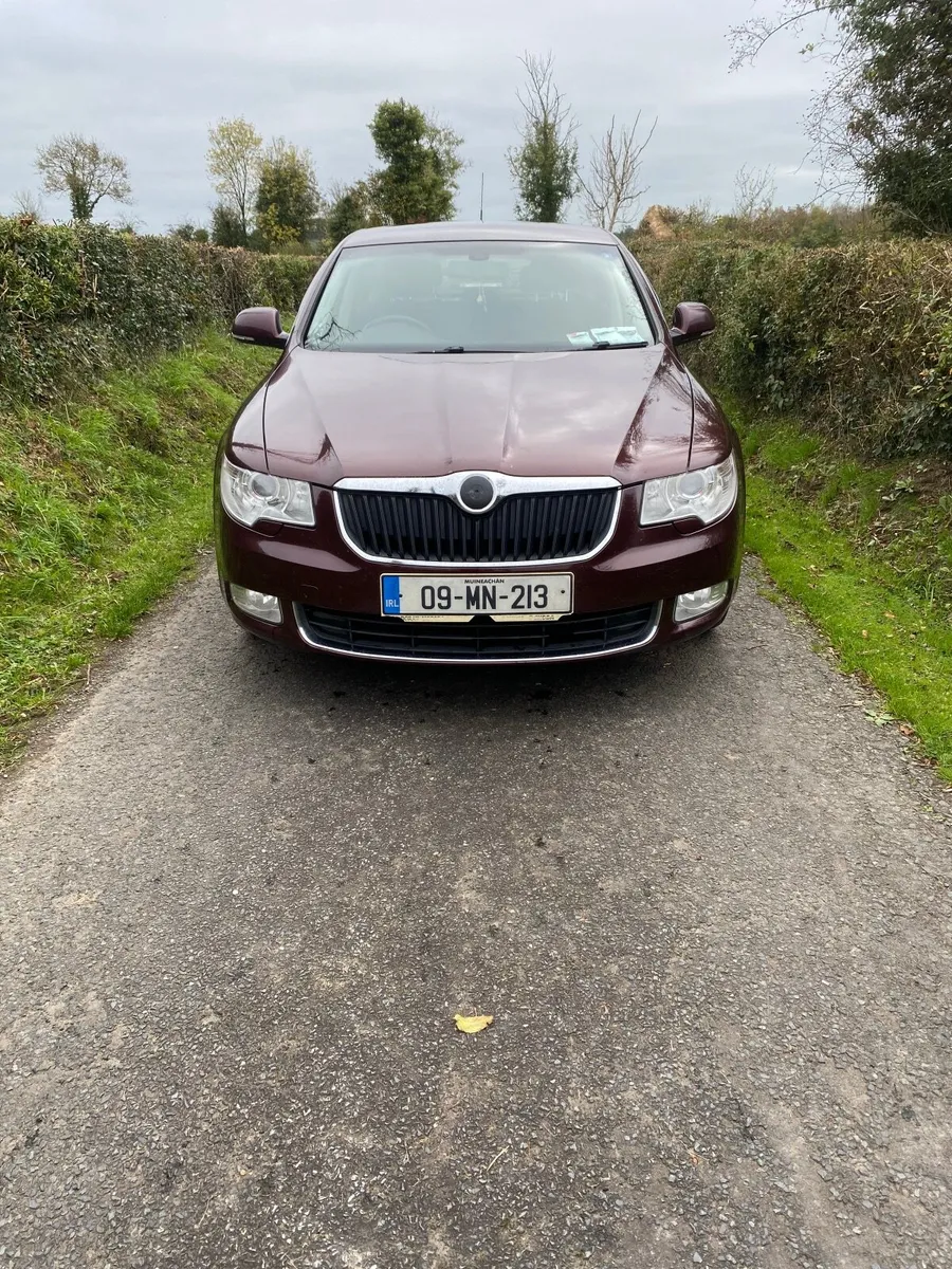 Skoda Superb 2009 - Image 1