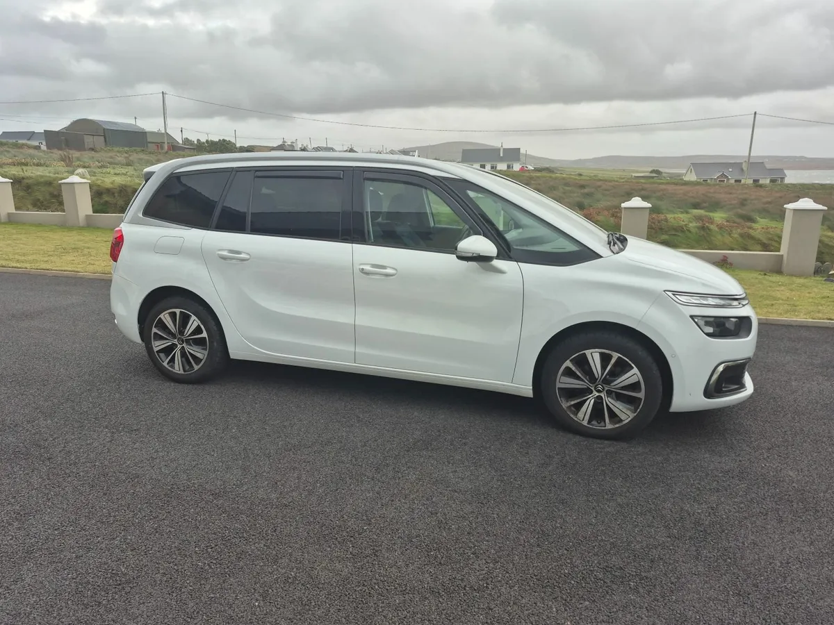 Citroen C4 Grand Picasso 7 Seater - Image 3