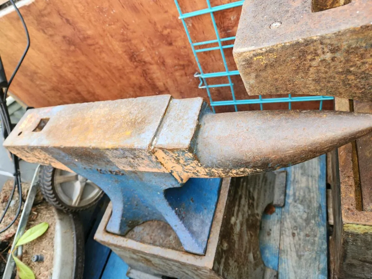 John Brooks Vaughans 1.5 CWT 77kg Anvil & Stand- - Image 3