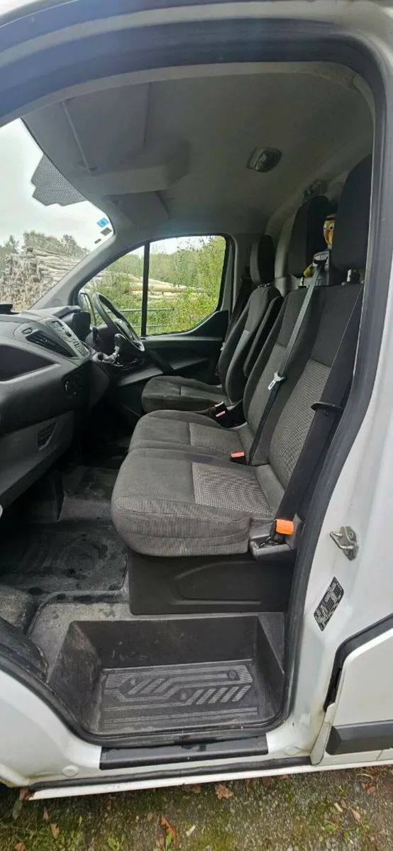Ford Transit - Image 3