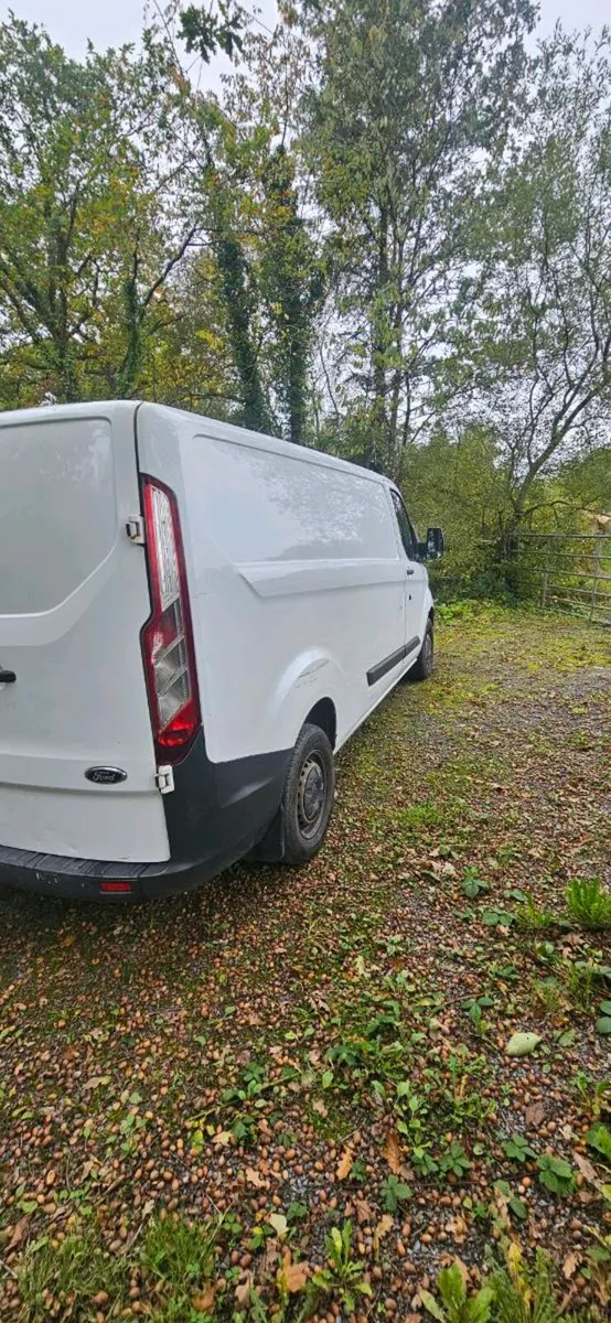 Ford Transit - Image 4