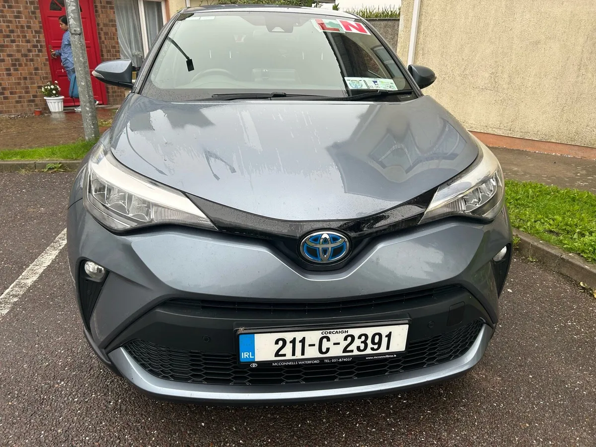 Car - Image 2