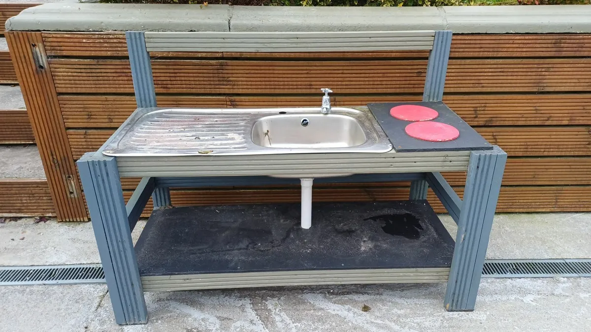 Kids Outdoor Kitchen - Image 1