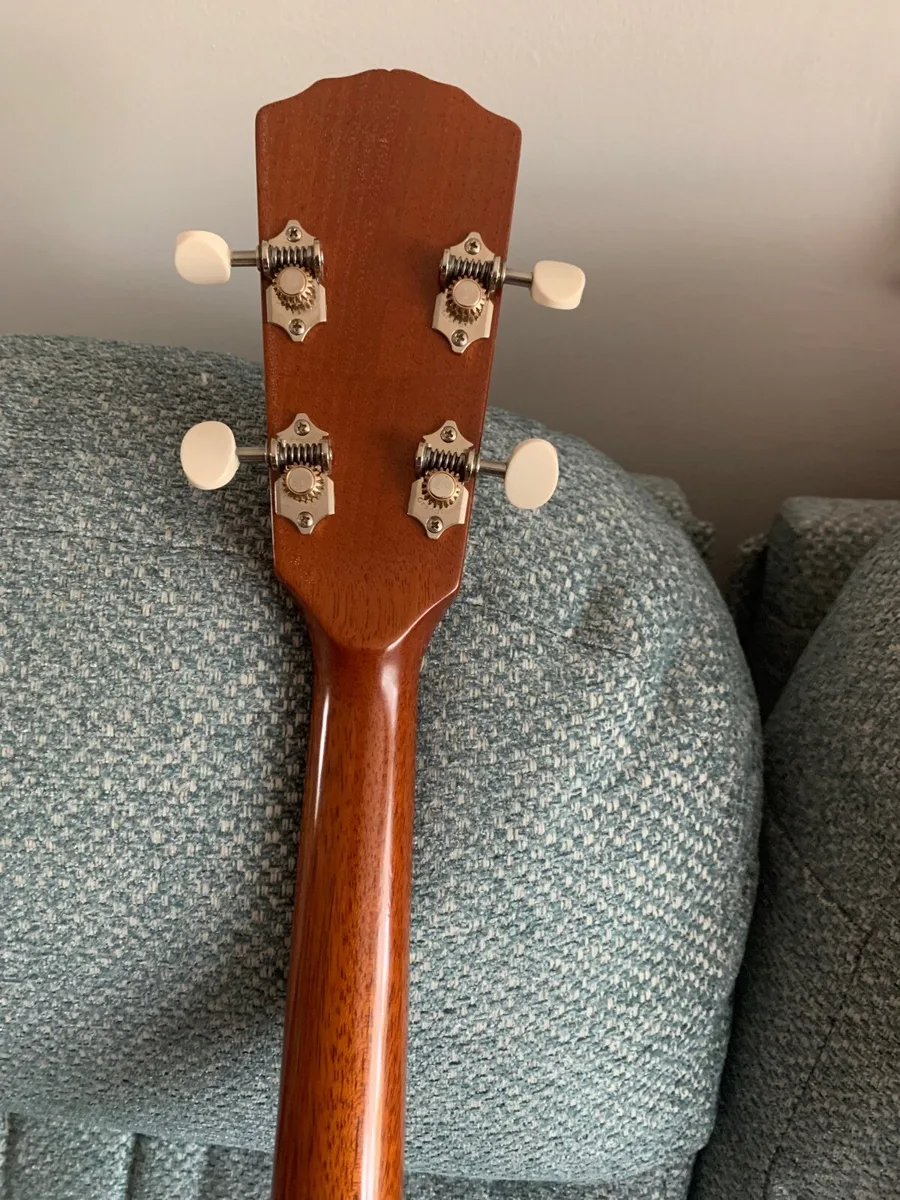Tenor Guitar - Image 3
