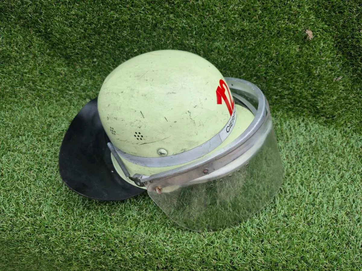 Vintage German firefighter helmet - Image 4