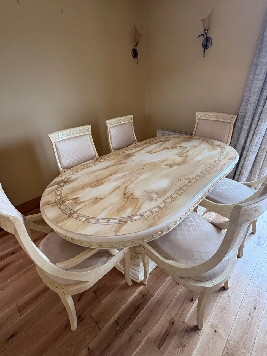 Living room furniture - Image 2