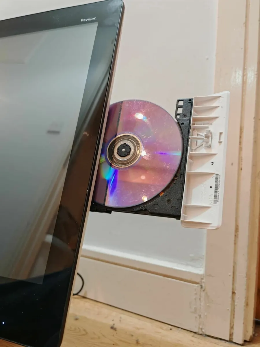 HP Pavilion All-in-One PC Computer - Image 4