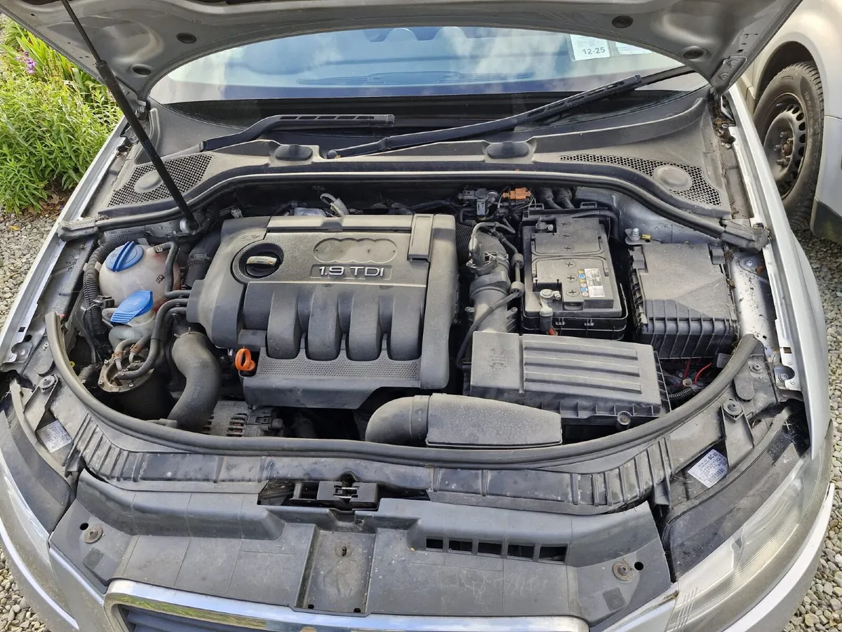 Audi A3, 1,9 TDI ,2009 - Image 4