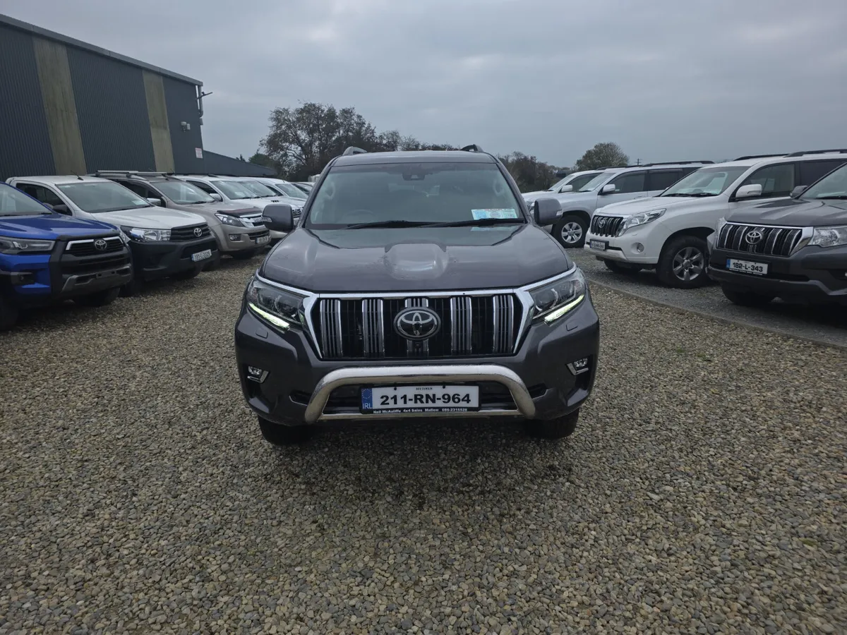 Toyota Land Cruiser LC 7 Seater 204Bhp - Image 3