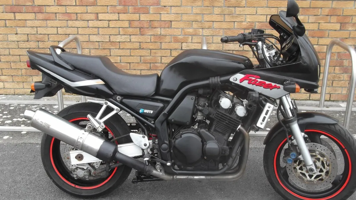 YAMAHA 01 FAZER 600,TRADE OR SWAP - Image 1