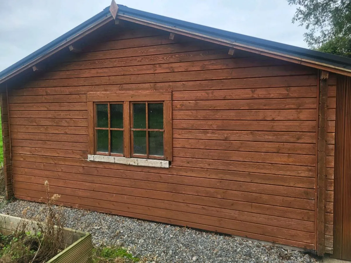 Log Cabin - Image 1
