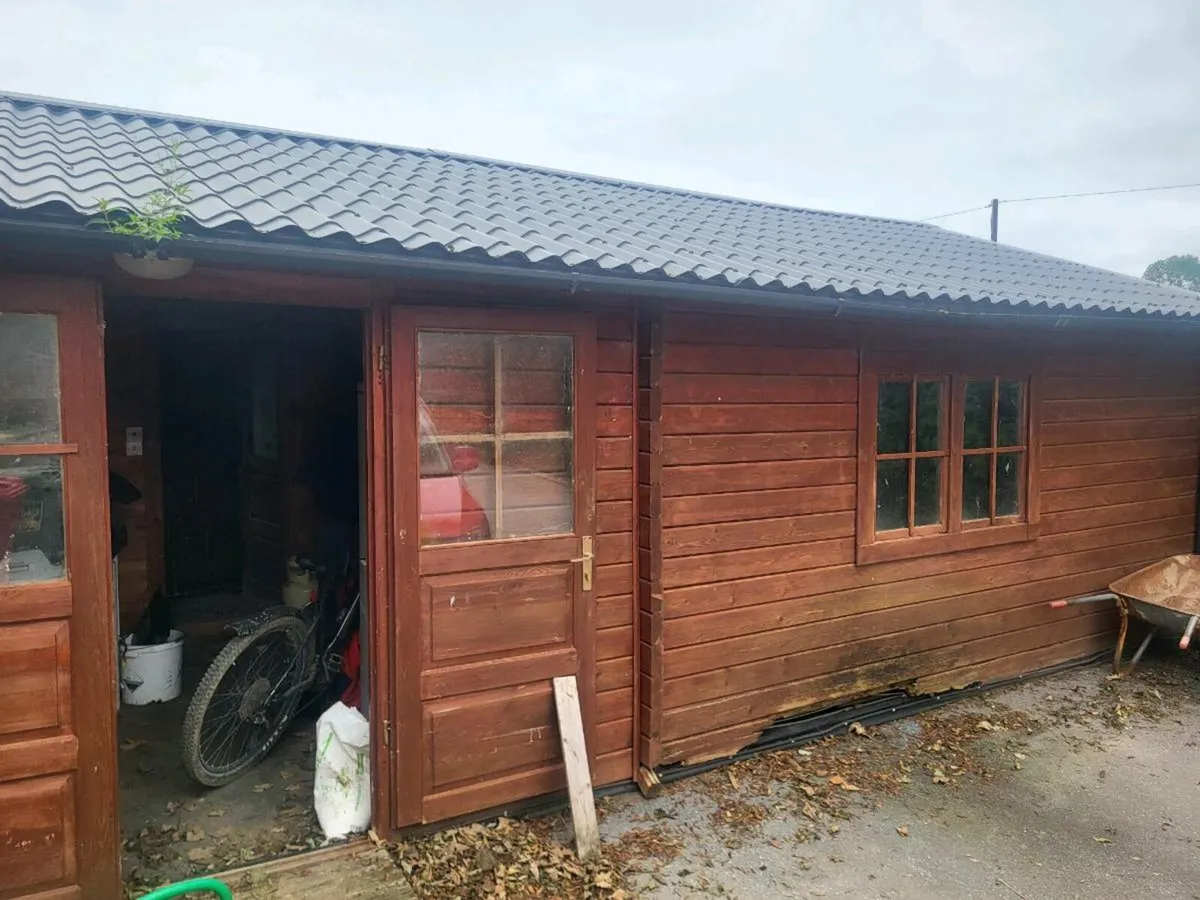 Log Cabin - Image 3