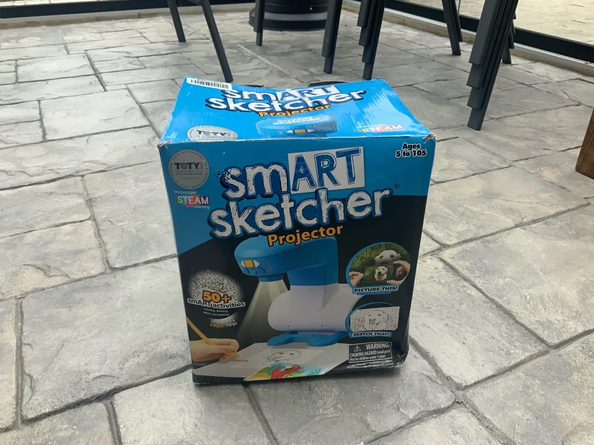 Smart Sketch projector