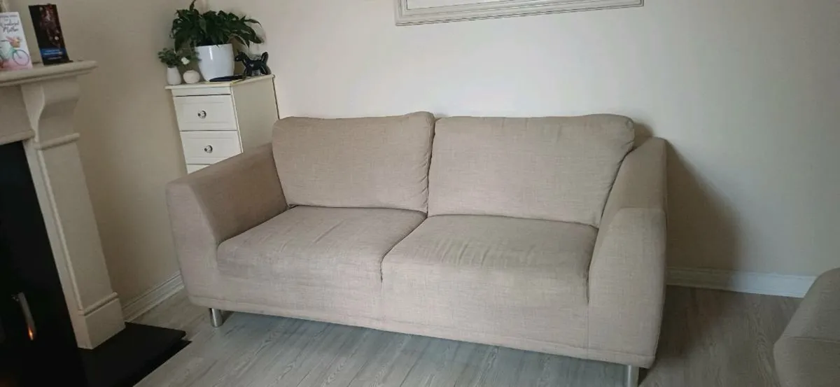 3 seater couch - Image 4