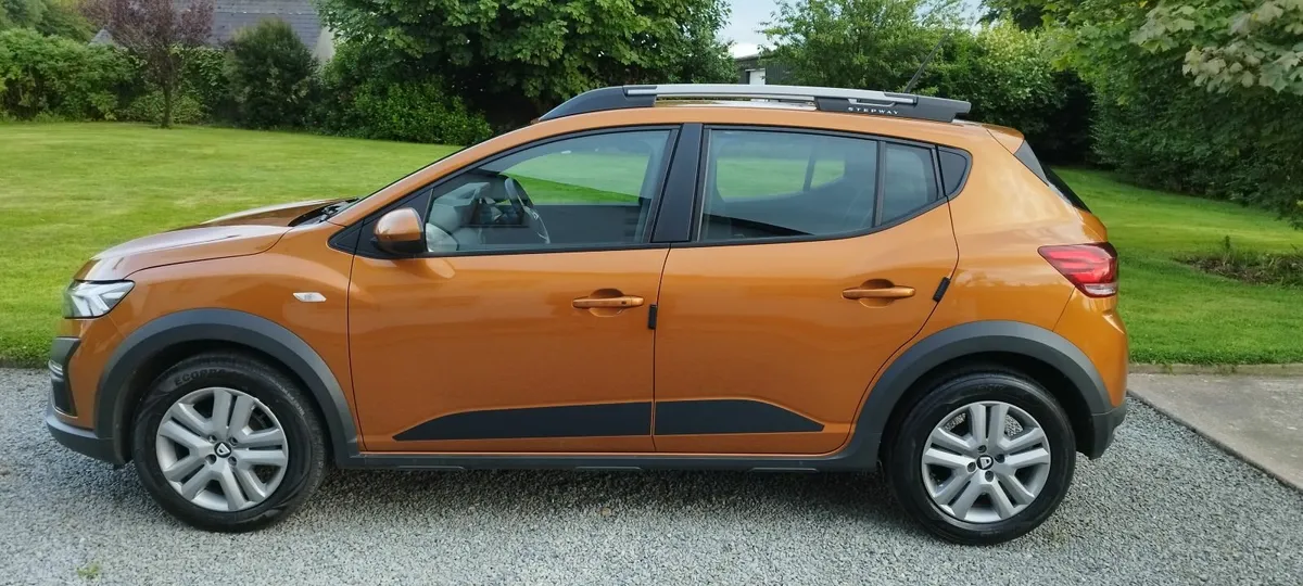 Dacia Sandero Stepway 2021 - Image 1