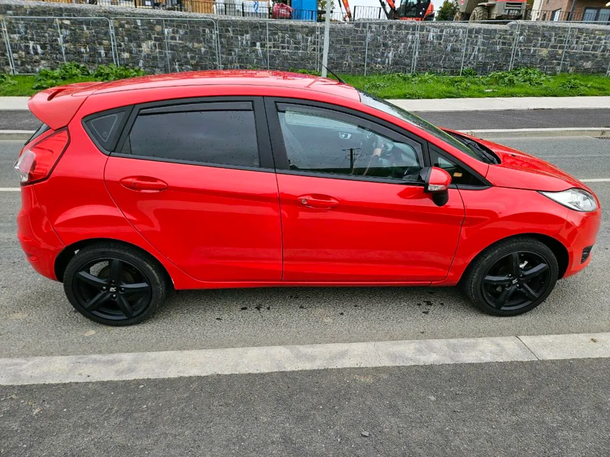 Ford fiesta 1.2 Petrol nct 10/206 tax 12/2025 - Image 4