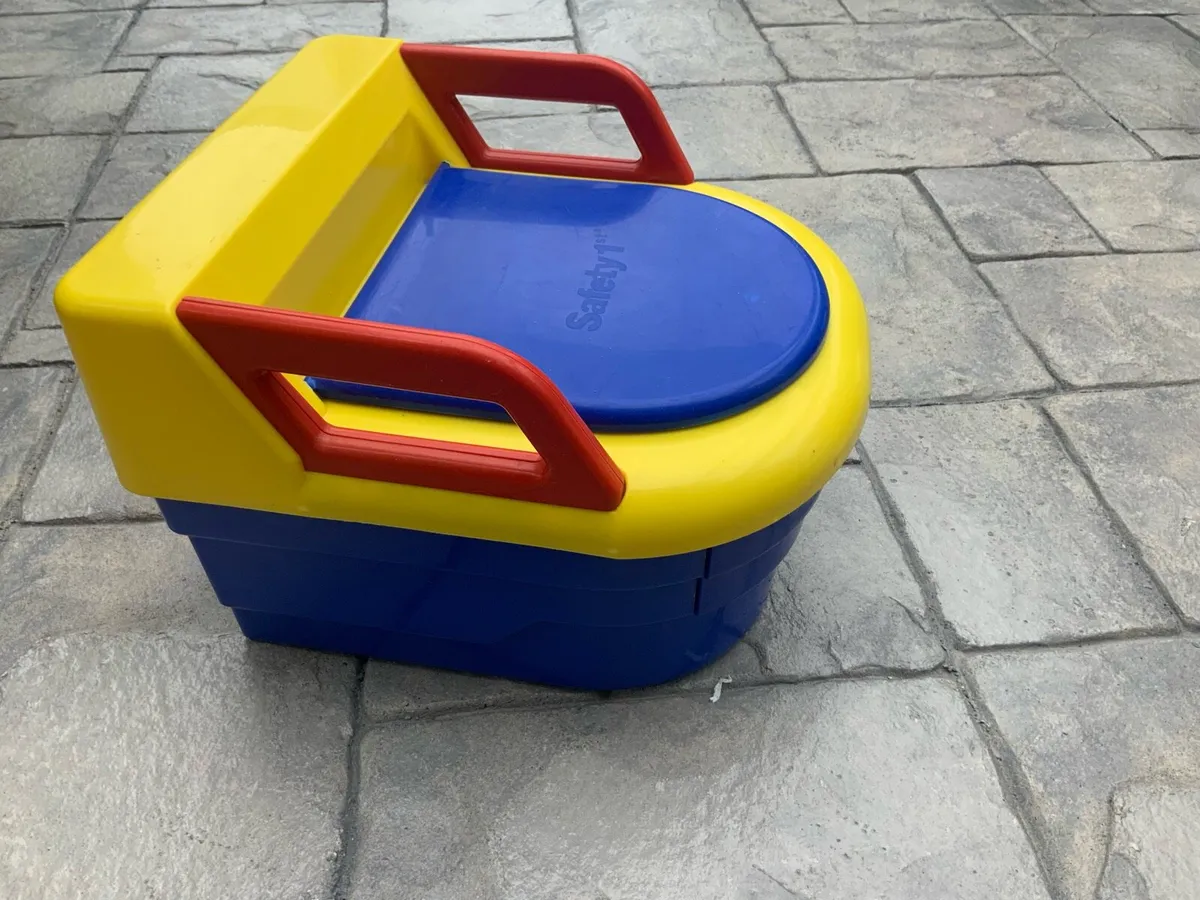 Safety 1st Potty N step stool - Image 2