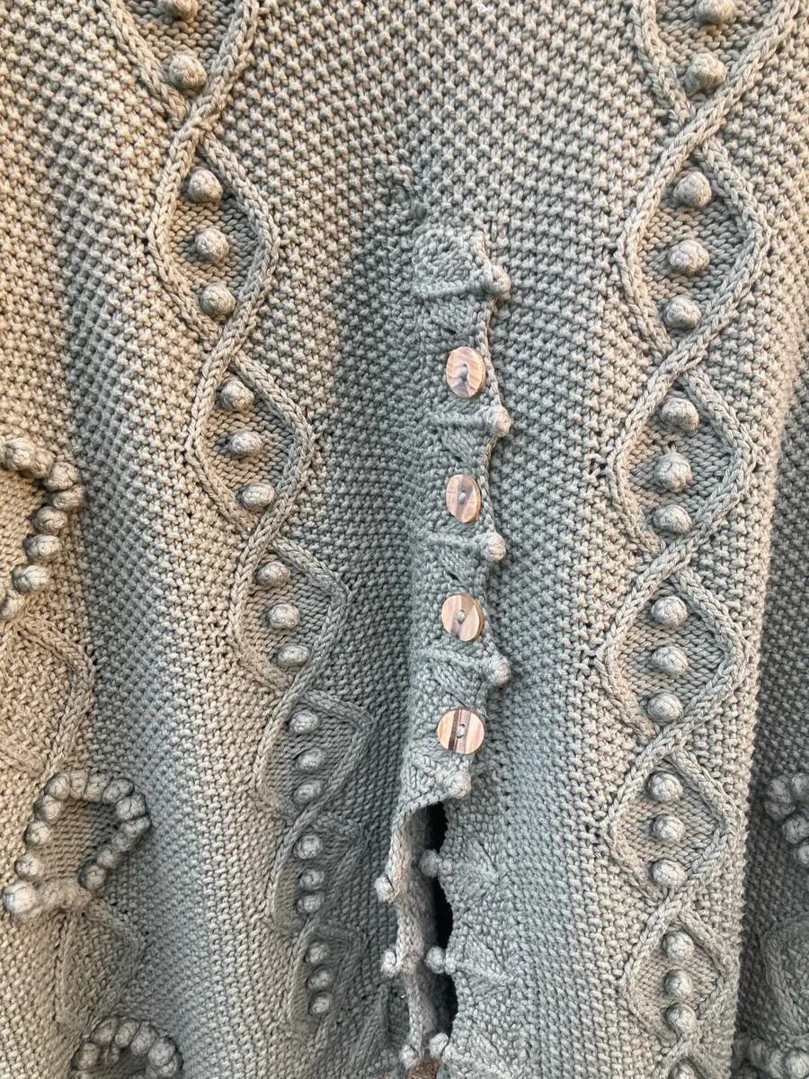 Vintage Handknit cardigan - Image 4