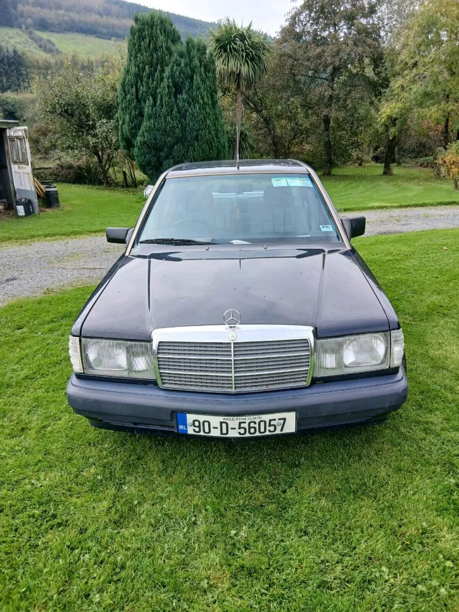 Mercedes 190 1990 2.5 diesel - Image 1