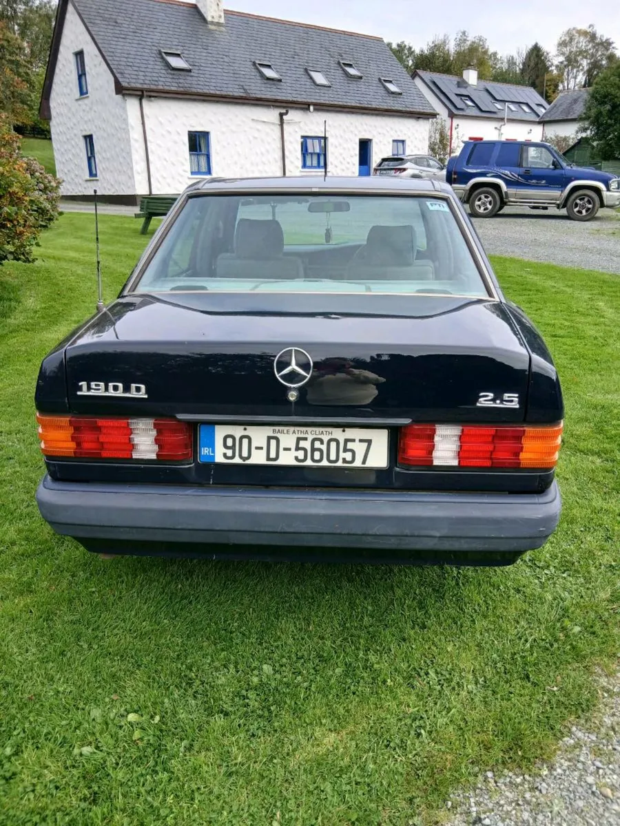 Mercedes 190 1990 2.5 diesel - Image 3