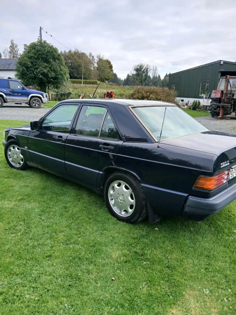 Mercedes 190 1990 2.5 diesel - Image 4