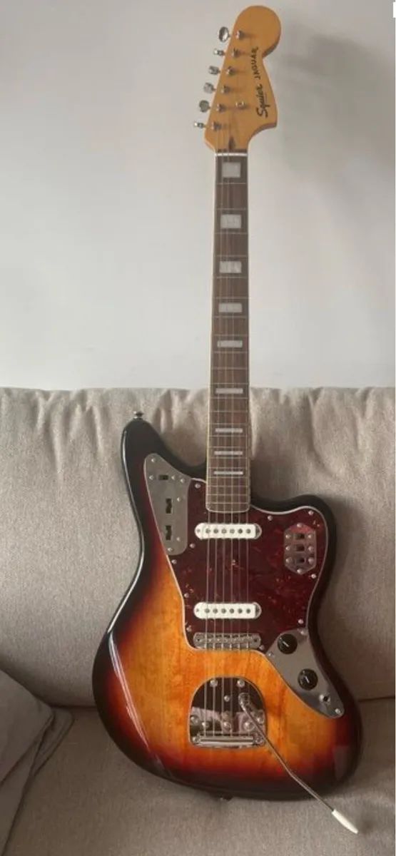 Fender Squier Jaguar Classic Vibe 70s - Image 1