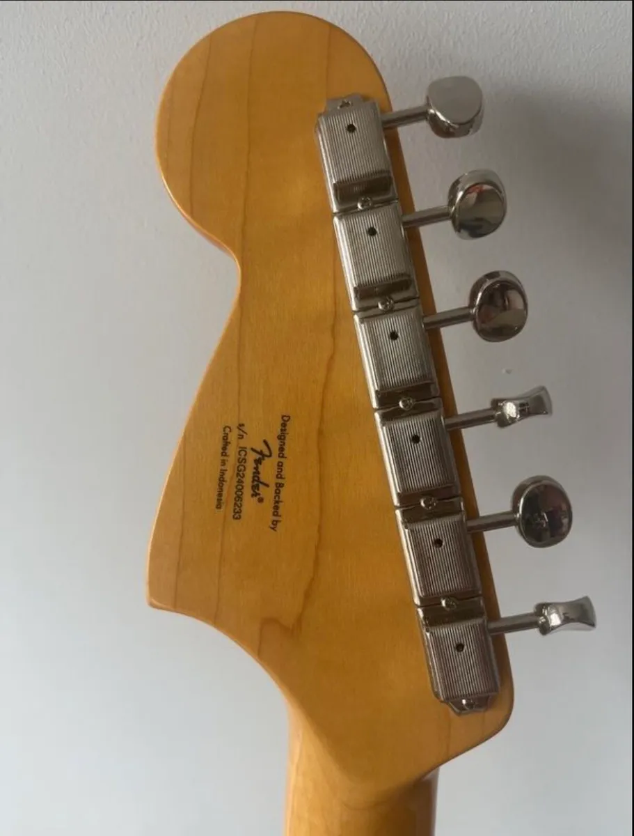 Fender Squier Jaguar Classic Vibe 70s - Image 4