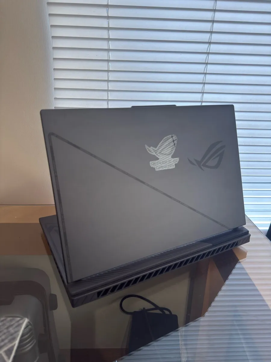 Asus Rog gaming laptop intel i7 13650 RTX 4060. - Image 4