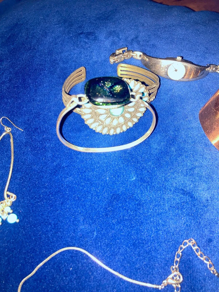 Vintage jewellery bundle - Image 4