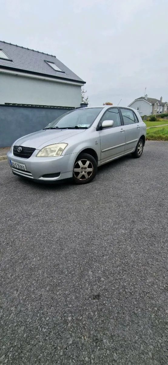 Toyota corolla - Image 2