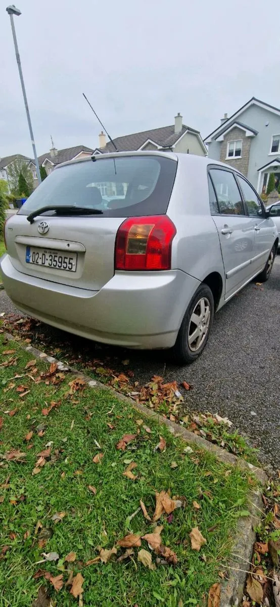 Toyota corolla - Image 4