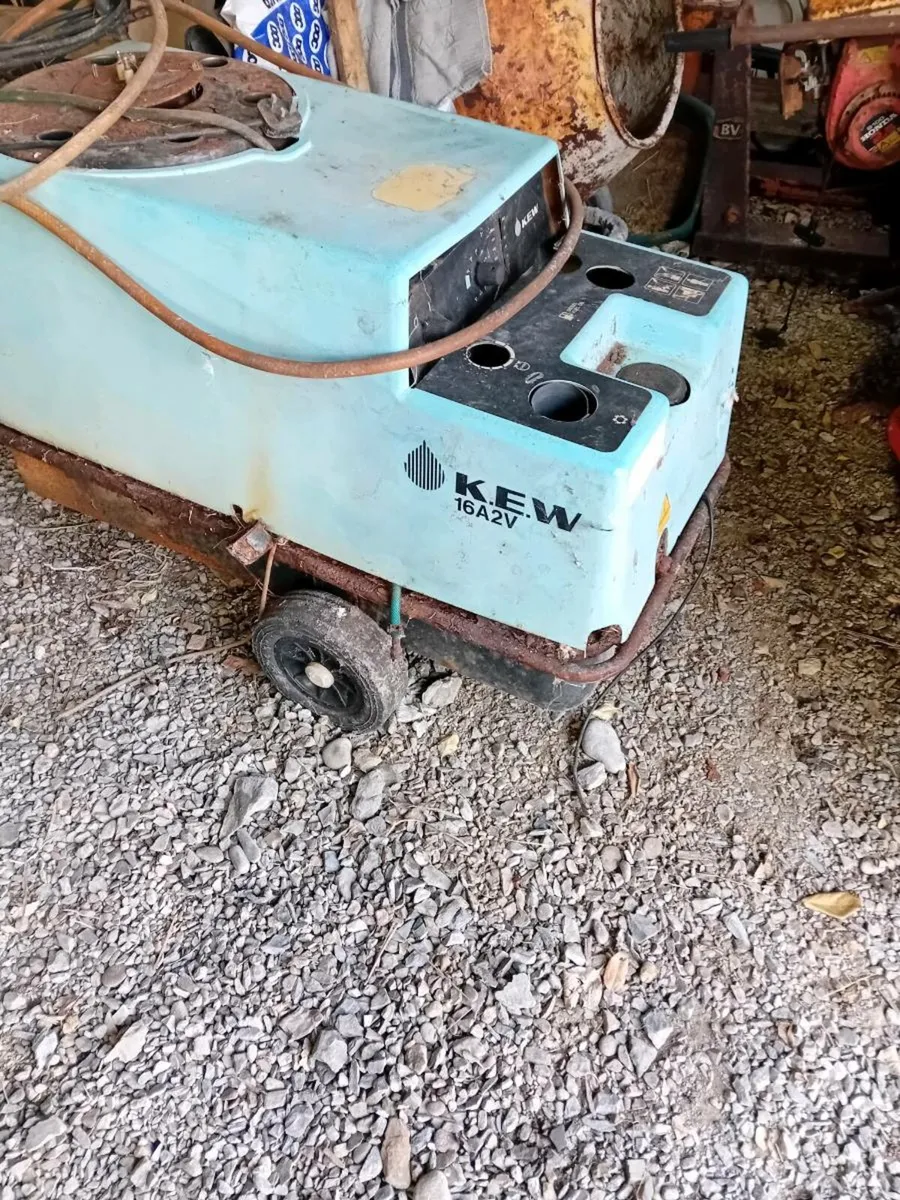 Kew power washer - Image 1