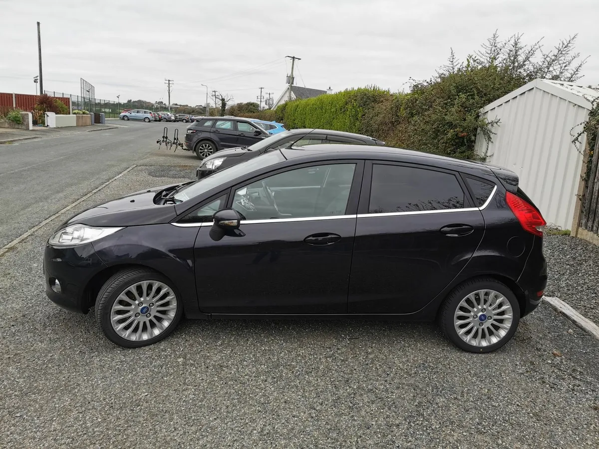 Ford Fiesta 2011 Titanium 1.4 Diesel - Image 2