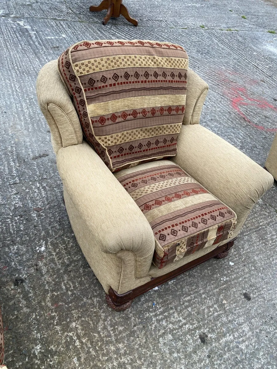 Sitting rooms chair set - Image 4