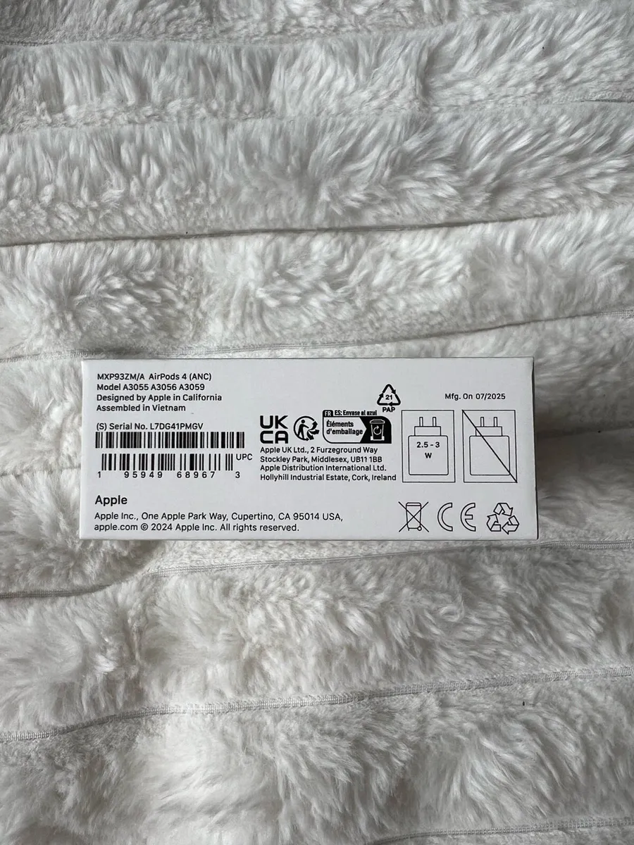 AirPods 4th Generation ANC *BRAND NEW* READ DESC* - Image 3
