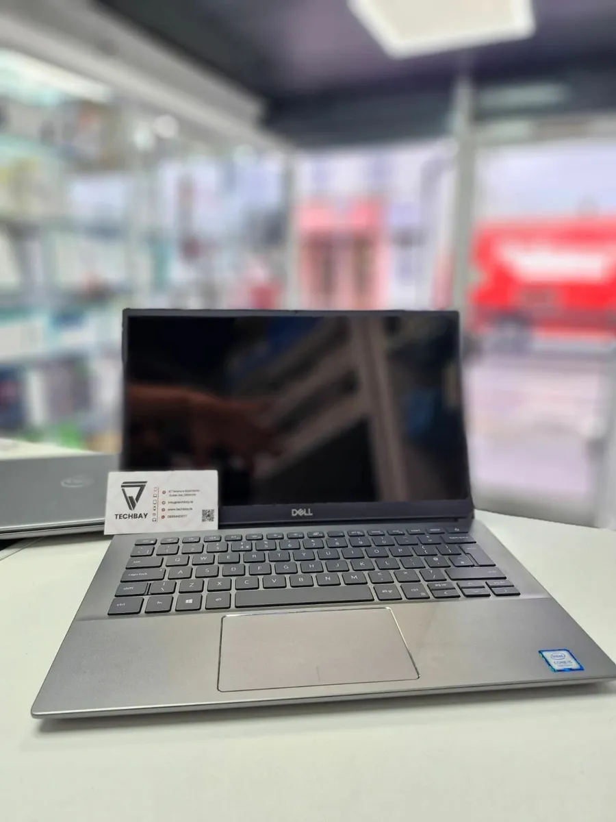 dell latitude 3301