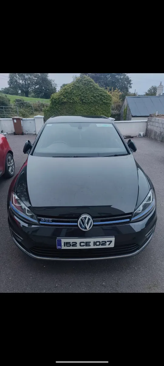 Volkswagen Golf GTE - Image 2
