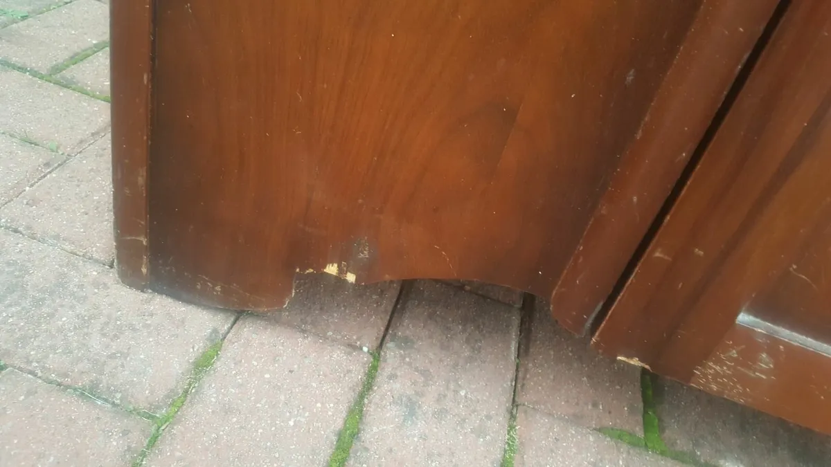 Wardrobe - Image 3