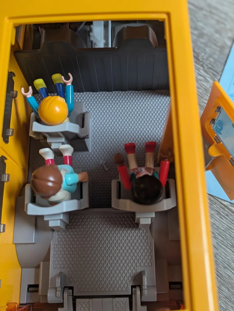 Playmobil City Life School Bus - Image 4