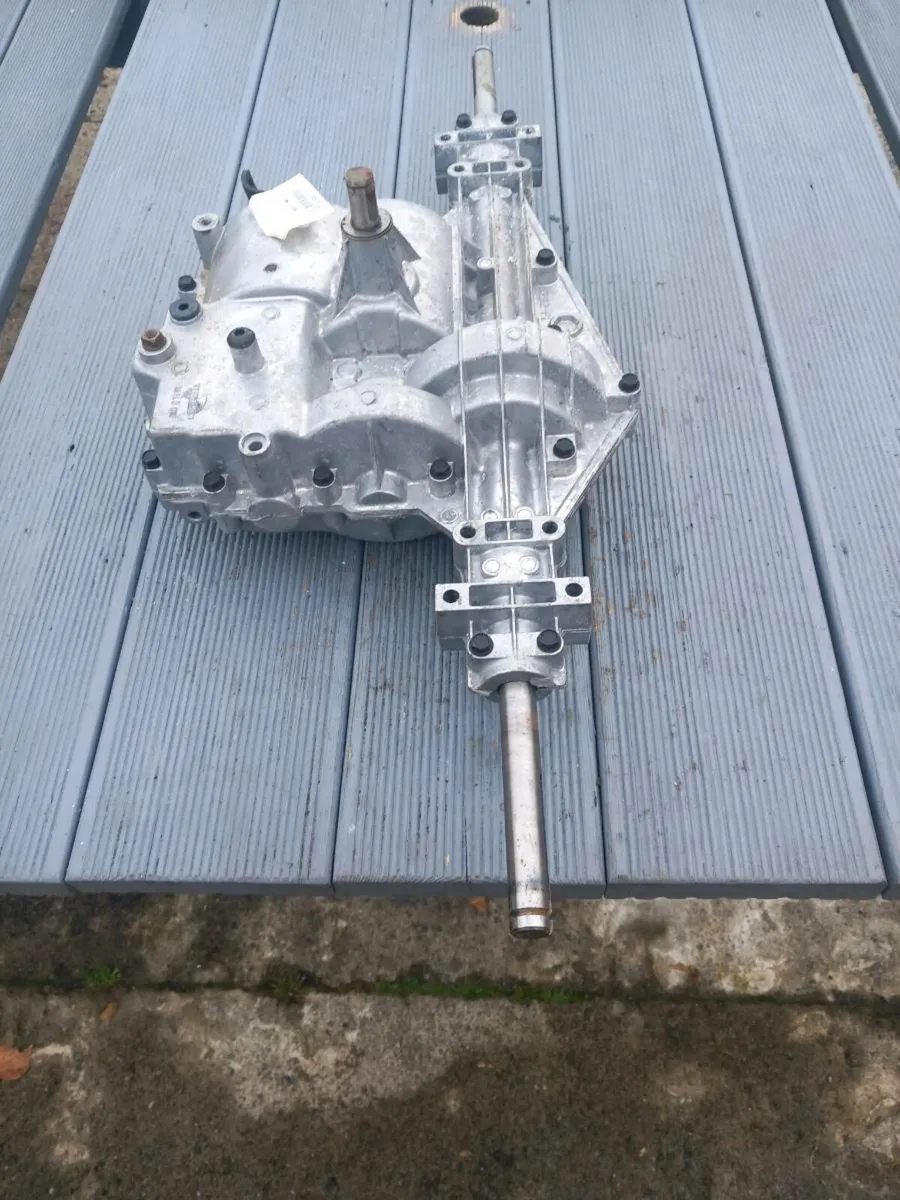 New peerless manual gearboxes for sale - Image 2