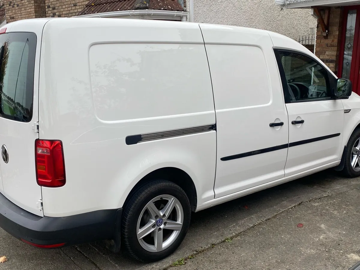 Van - Image 3