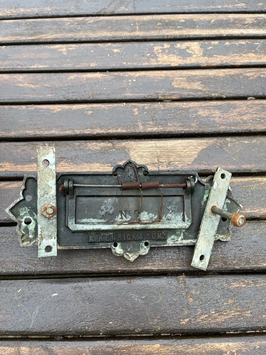 Antique Brass Letterbox - Image 2