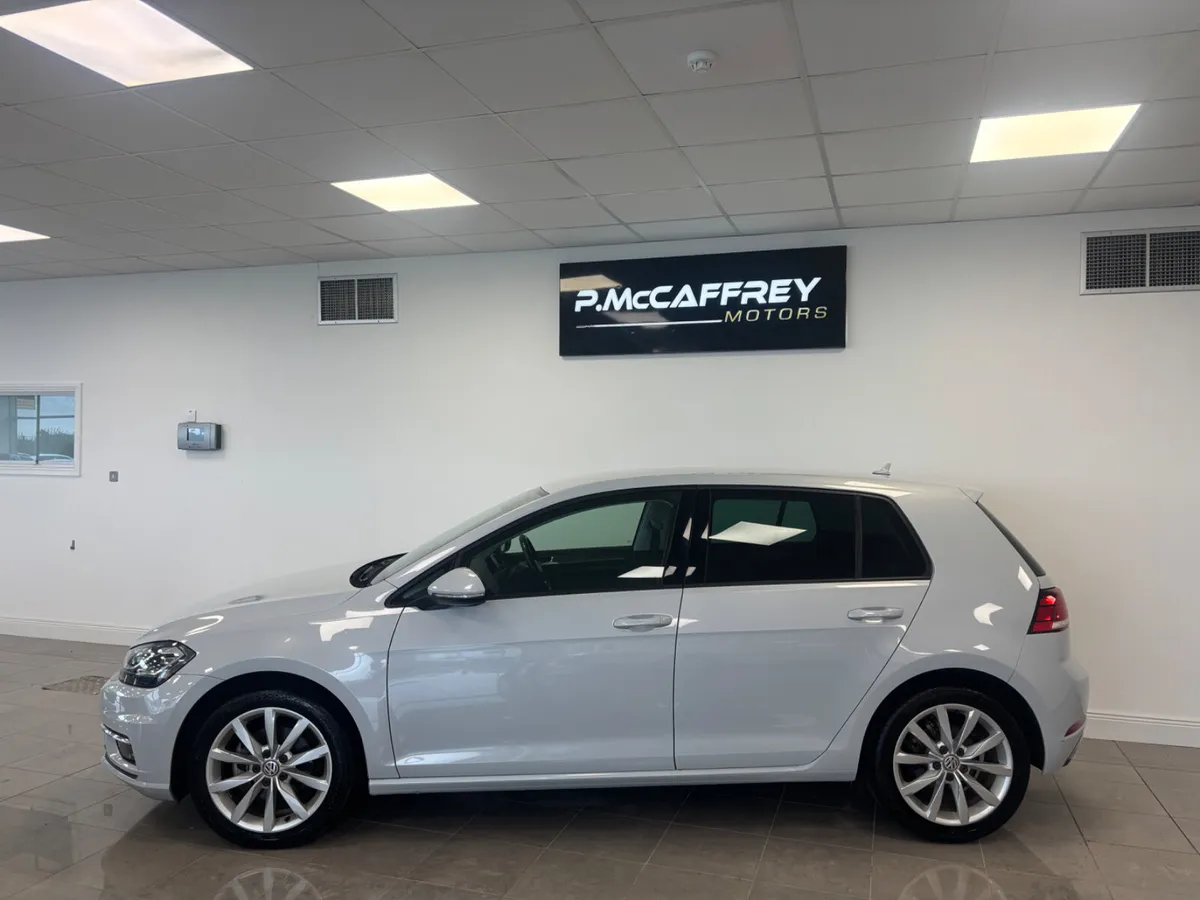 2018 VOLKSWAGEN GOLF 1.2 TSI COMFORTLINE AUTO DSG - Image 2