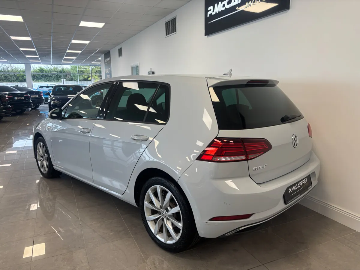 2018 VOLKSWAGEN GOLF 1.2 TSI COMFORTLINE AUTO DSG - Image 3