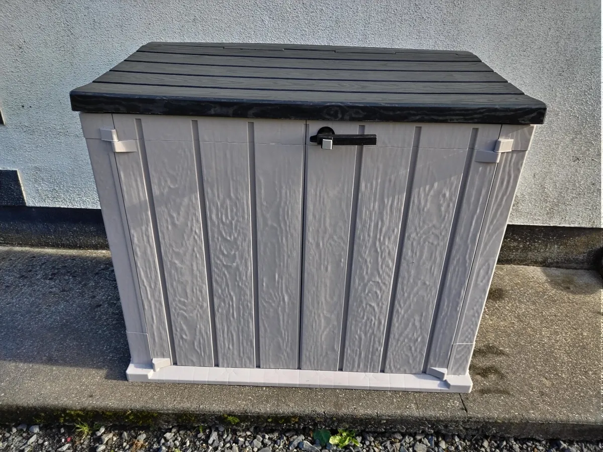 Outdoor Garden Storage Shed €100 - Image 1