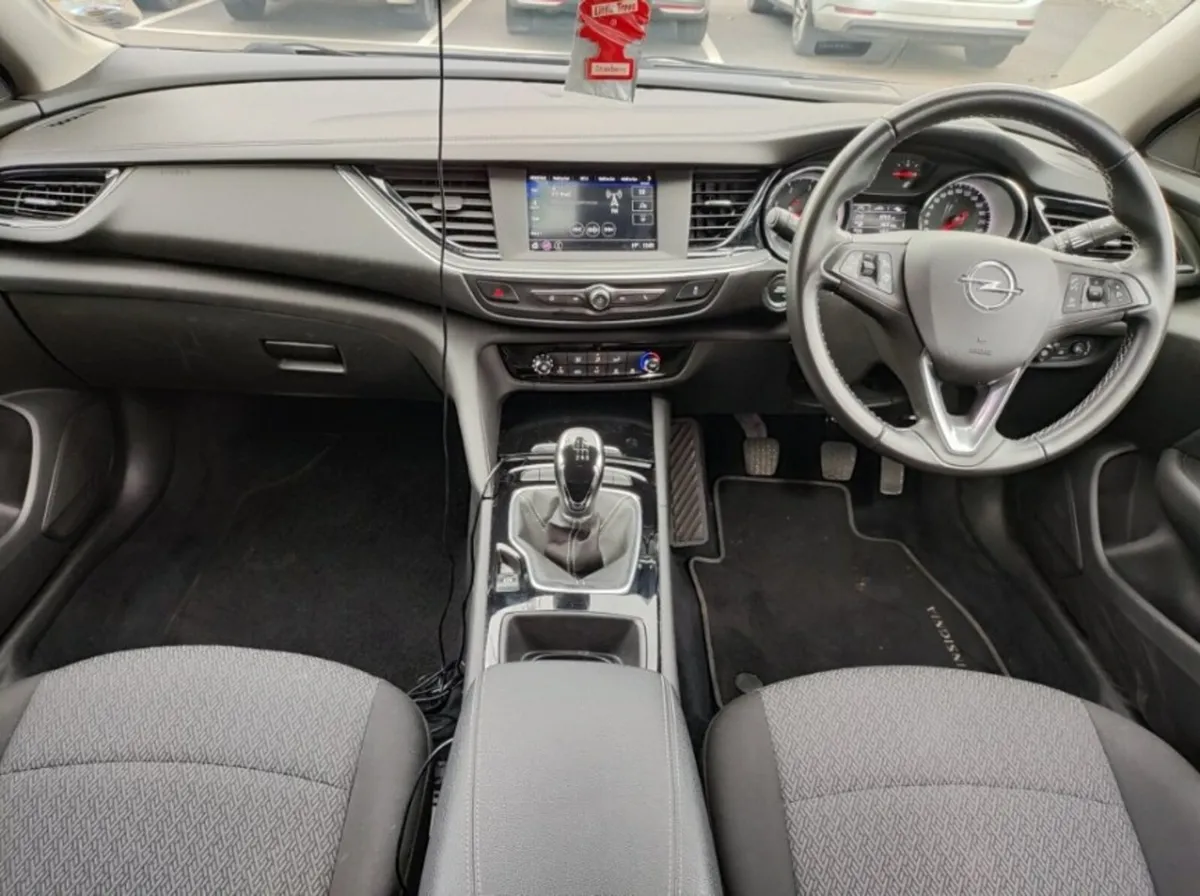 2018 Opel Insignia 1.6CDTi  FULL SERVICE HISTORY - Image 3