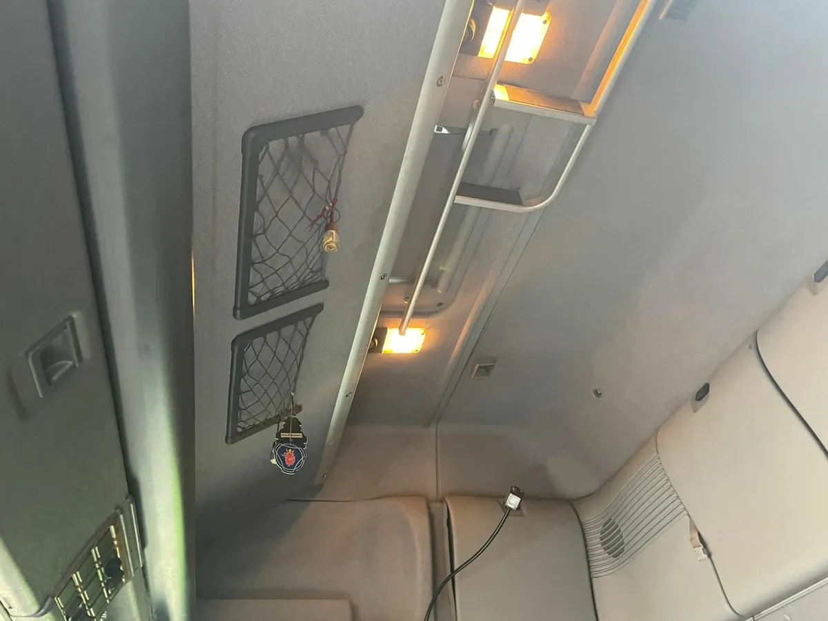 Scania 164 580 v8 - Image 4